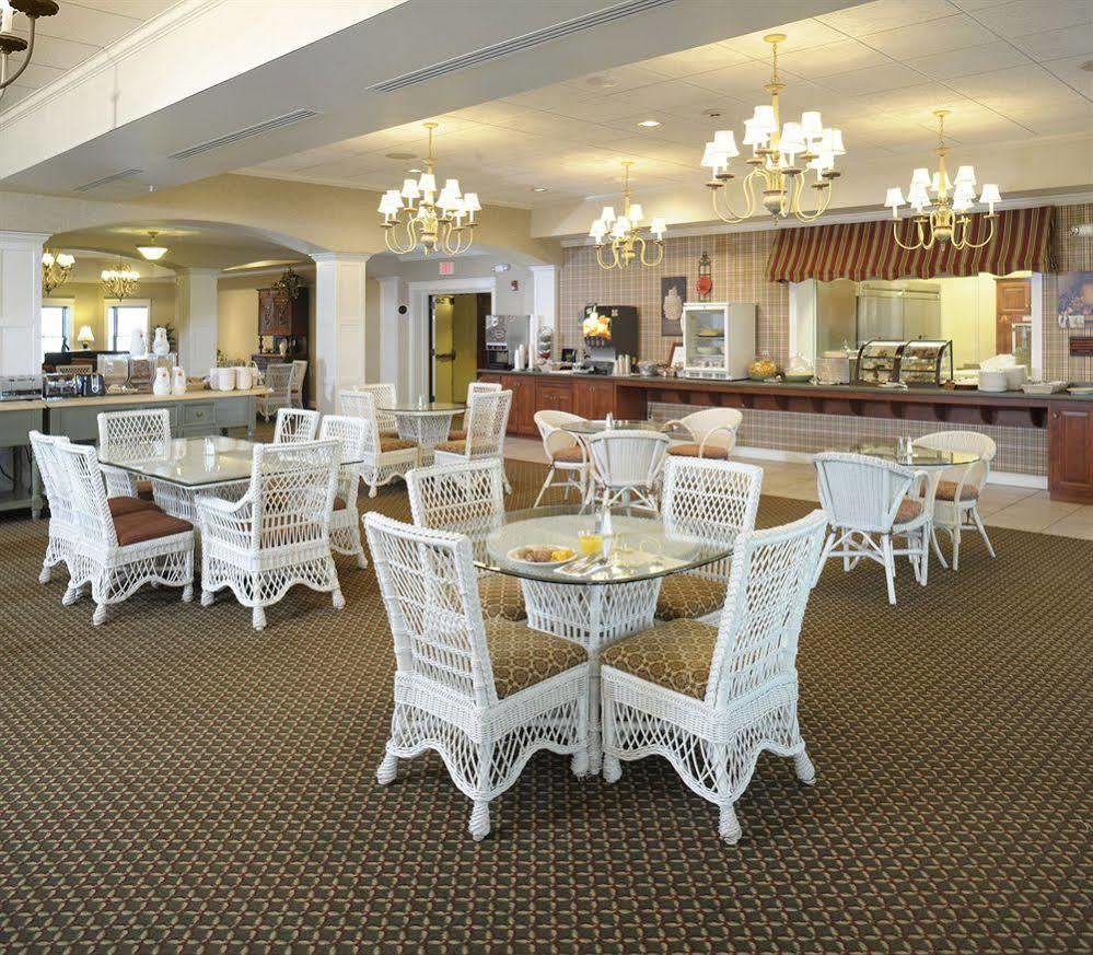 Carlisle Inn Sugarcreek Exterior foto